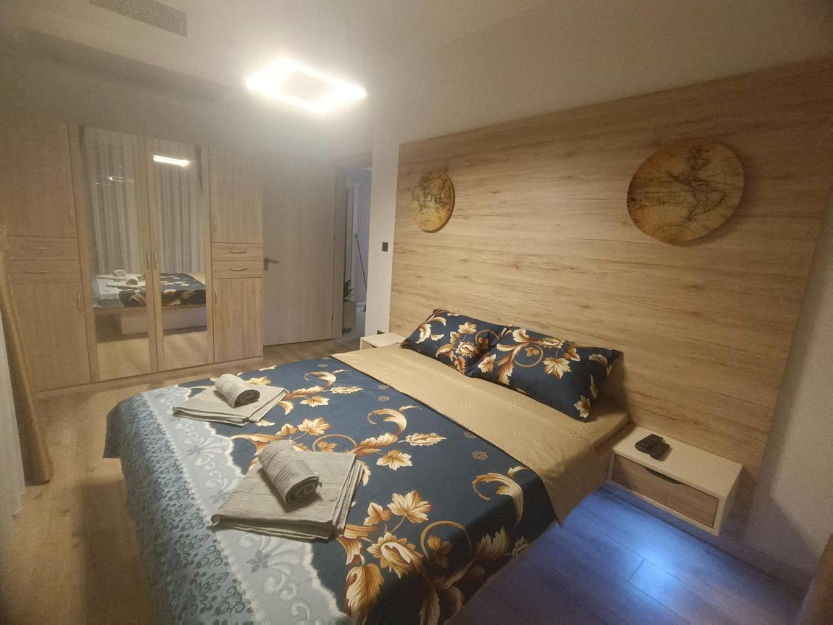19Th & 18Th Floor Secure Apartments With Pool & Fitness & Parking Included In Price Skopje Zewnętrze zdjęcie