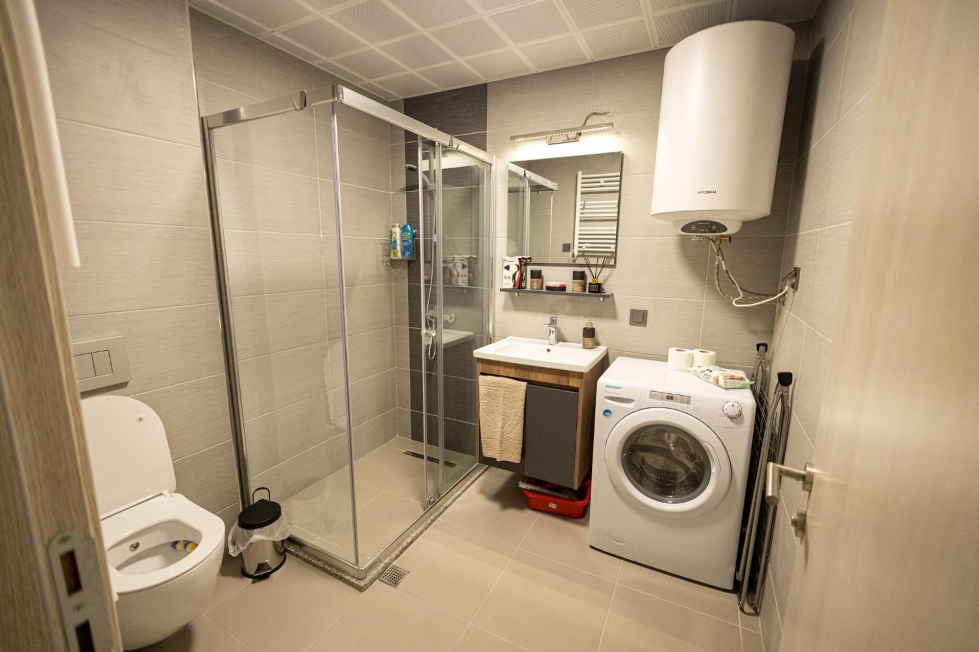 19Th & 18Th Floor Secure Apartments With Pool & Fitness & Parking Included In Price Skopje Zewnętrze zdjęcie