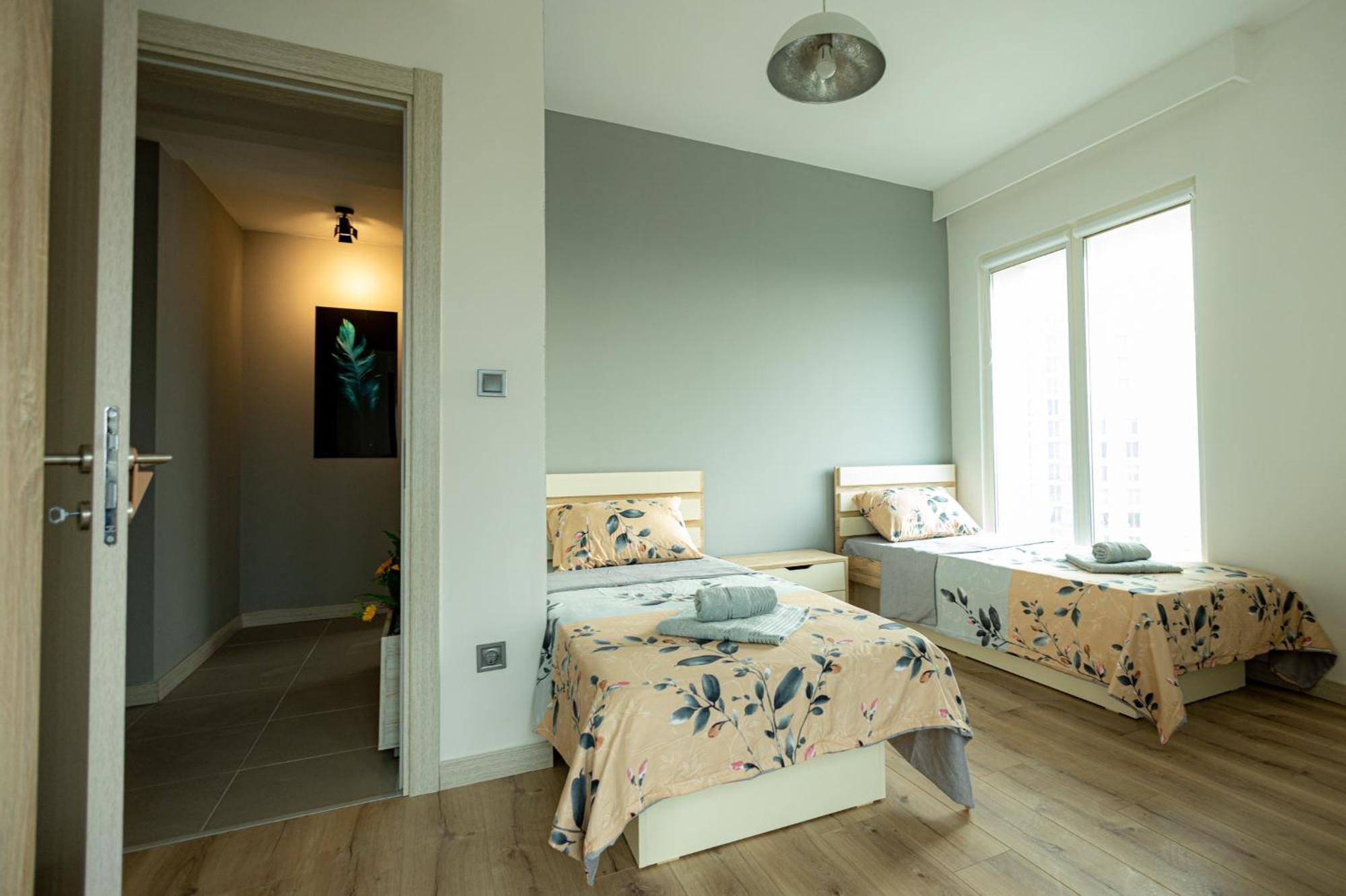 19Th & 18Th Floor Secure Apartments With Pool & Fitness & Parking Included In Price Skopje Zewnętrze zdjęcie