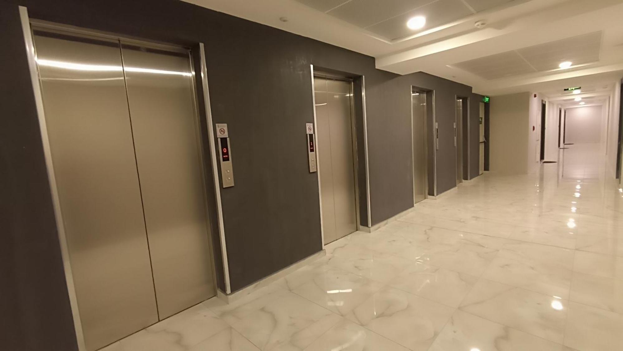 19Th & 18Th Floor Secure Apartments With Pool & Fitness & Parking Included In Price Skopje Zewnętrze zdjęcie