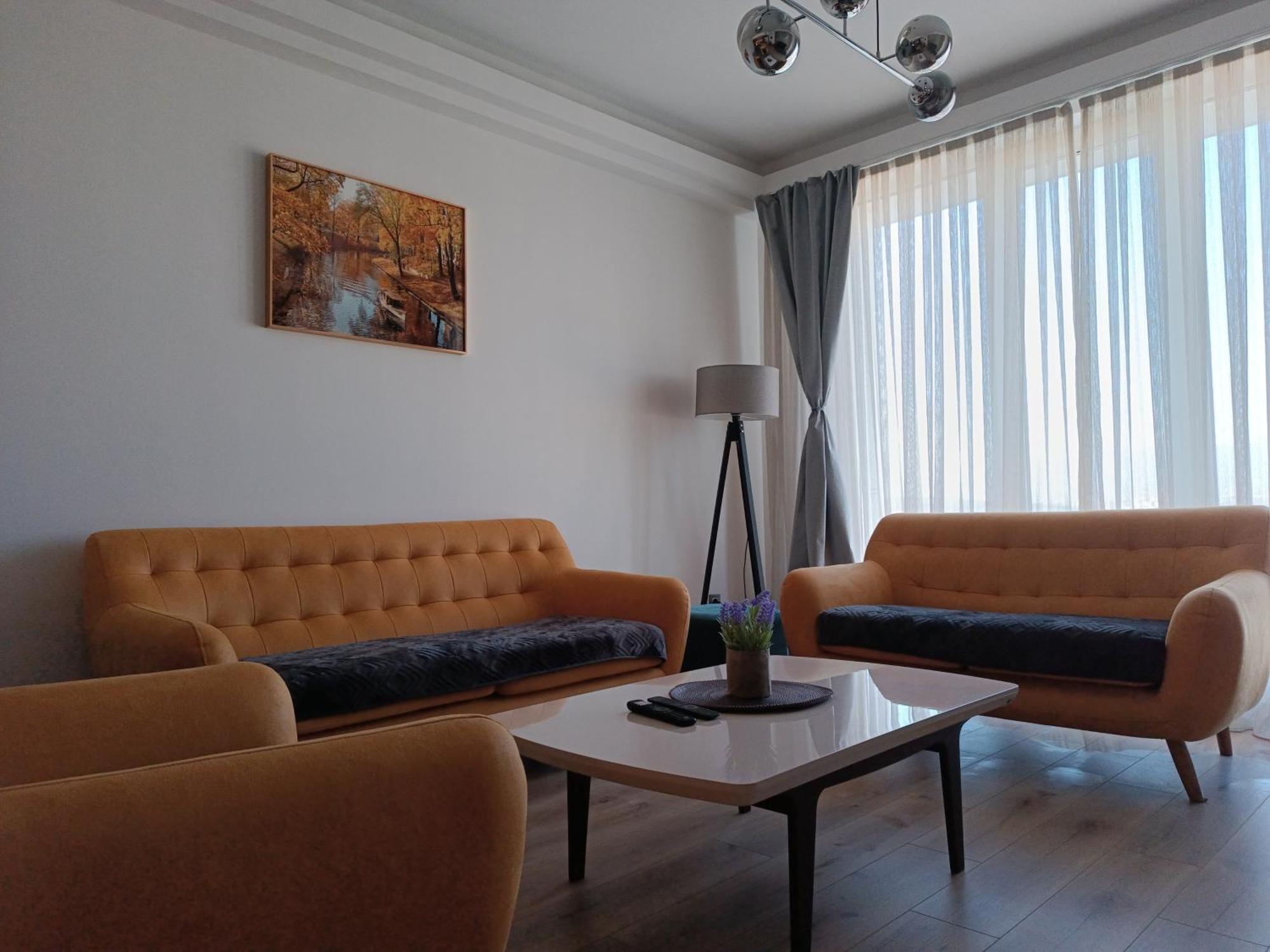 19Th & 18Th Floor Secure Apartments With Pool & Fitness & Parking Included In Price Skopje Zewnętrze zdjęcie