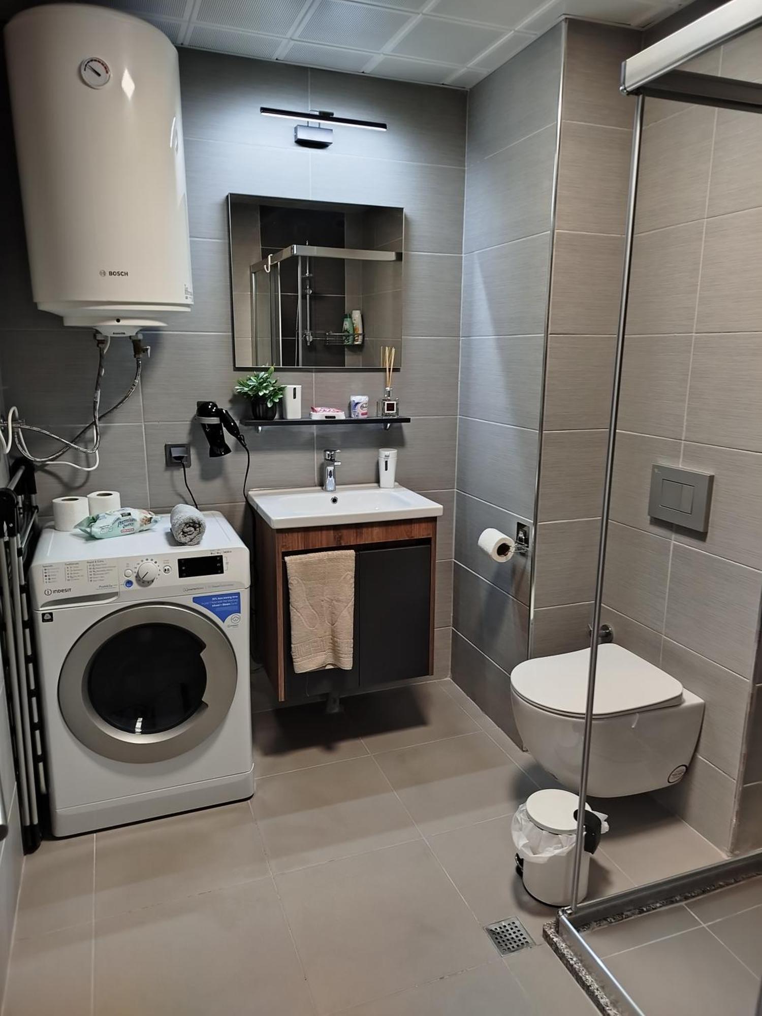 19Th & 18Th Floor Secure Apartments With Pool & Fitness & Parking Included In Price Skopje Zewnętrze zdjęcie